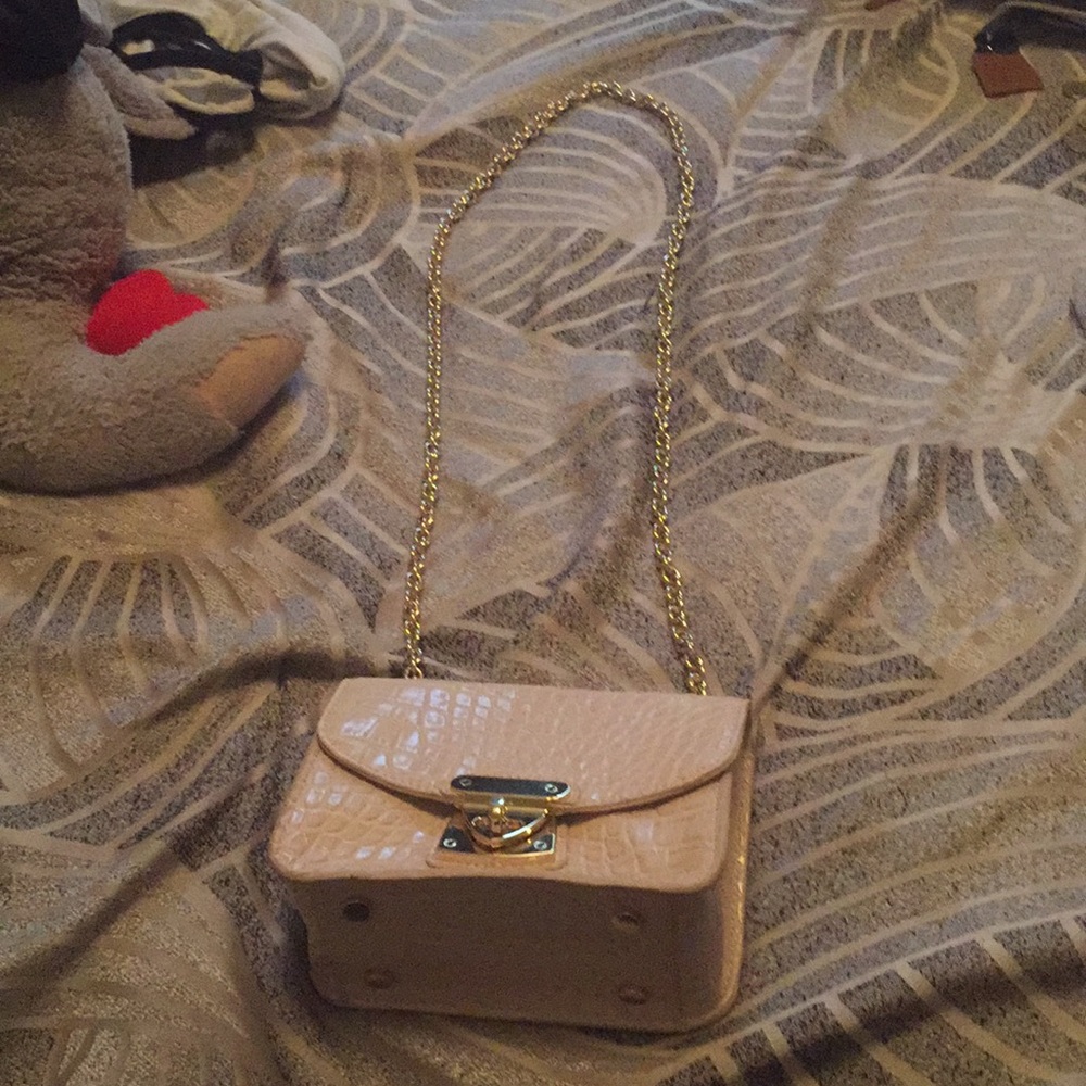 A woman’s purse